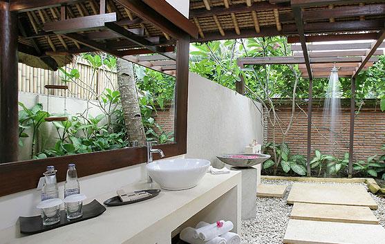 private open bathroom