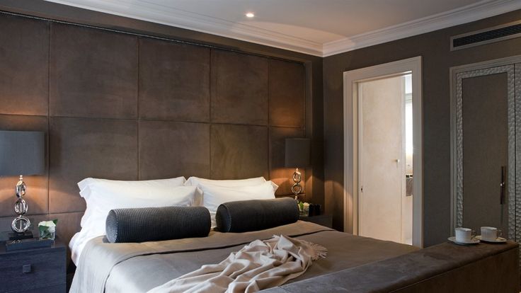 20 Amazing Hotel Style Bedroom Design Ideas
