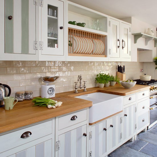 21 Best Small Galley Kitchen Ideas