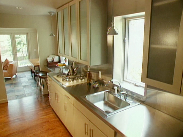48 Best Small Galley Kitchen Ideas Best Corridor Kitchen Design Concept 48 Best Small Galley Kitchen Ideas Best Corridor Kitchen Design Concept