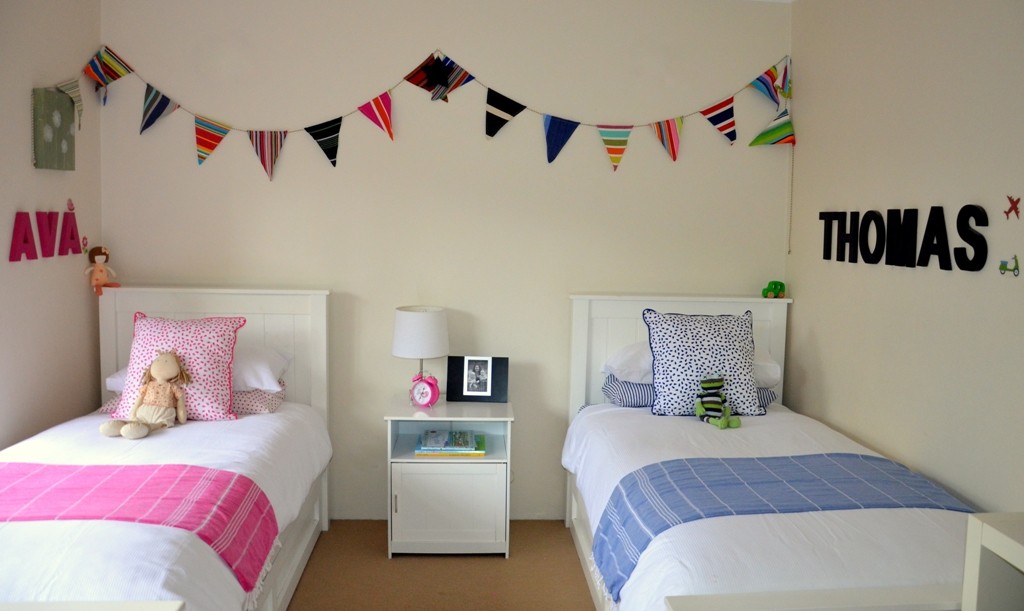 25 Awesome Shared Bedroom Ideas for Kids