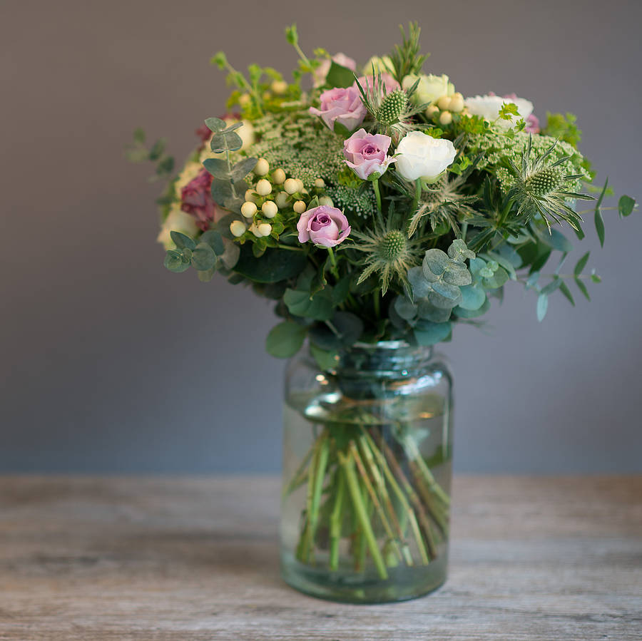 30 Amazing Vintage Flower Arrangements