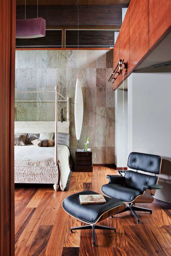 Spacious Bedroom With Sitting Area Modern House Near Moscow