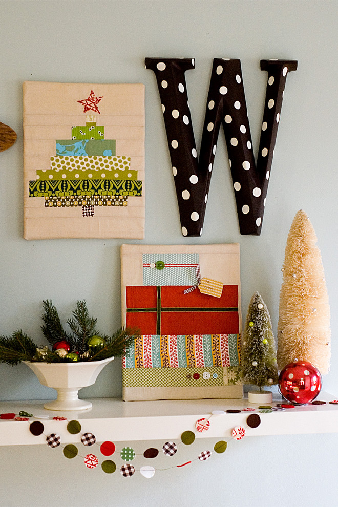 eclectic-style-living-room-christmas-decoration eclectic-style-living-room-christmas-decoration