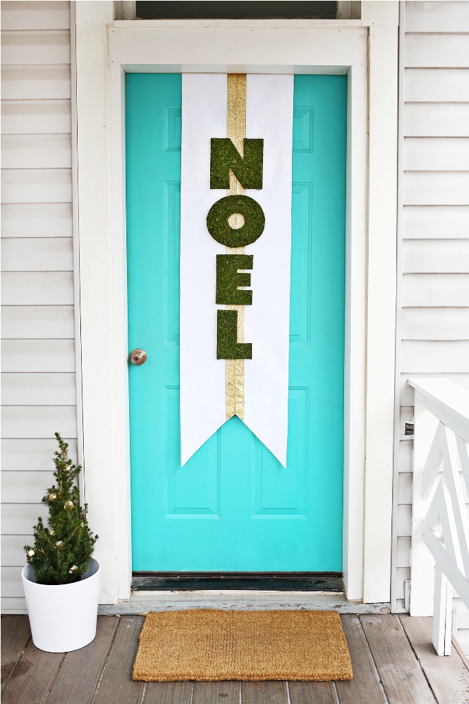 diy-christmas-door-decoration diy-christmas-door-decoration