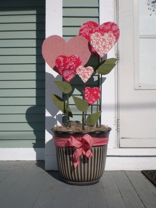31 Unique Outdoor Valentine Decor Ideas 31 Unique Outdoor Valentine Decor Ideas