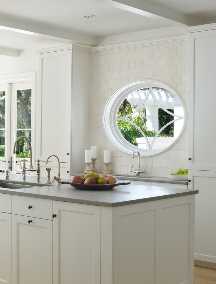 21 Beautiful All White Kitchen Design Ideas