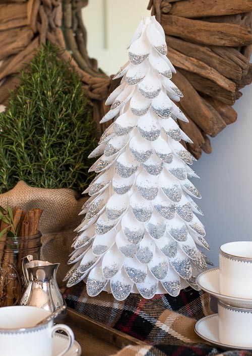 DIY Christmas Tree Plastic Spoon Craft DIY Christmas Tree Plastic Spoon Craft