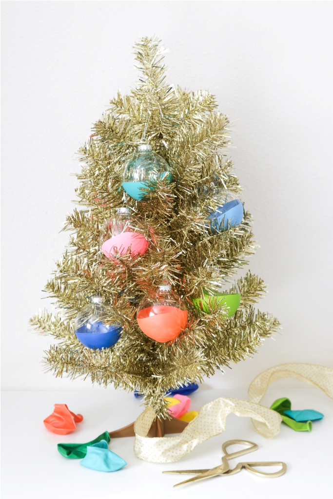 DIY Balloon Dipped Ornaments For Christmas Diy Balloon Dipped Ornaments For Christmas