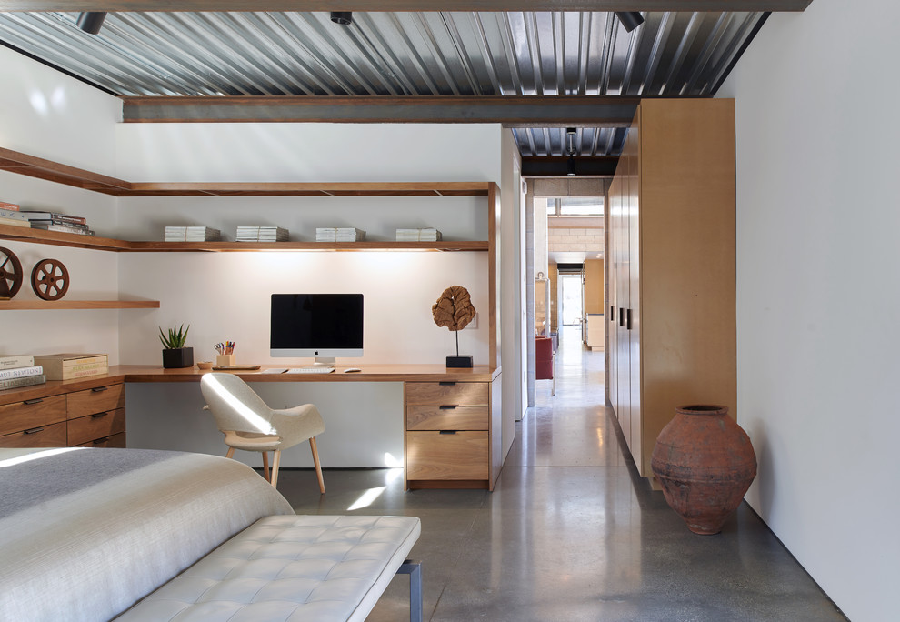 Luxurious-industrial-bedroom
