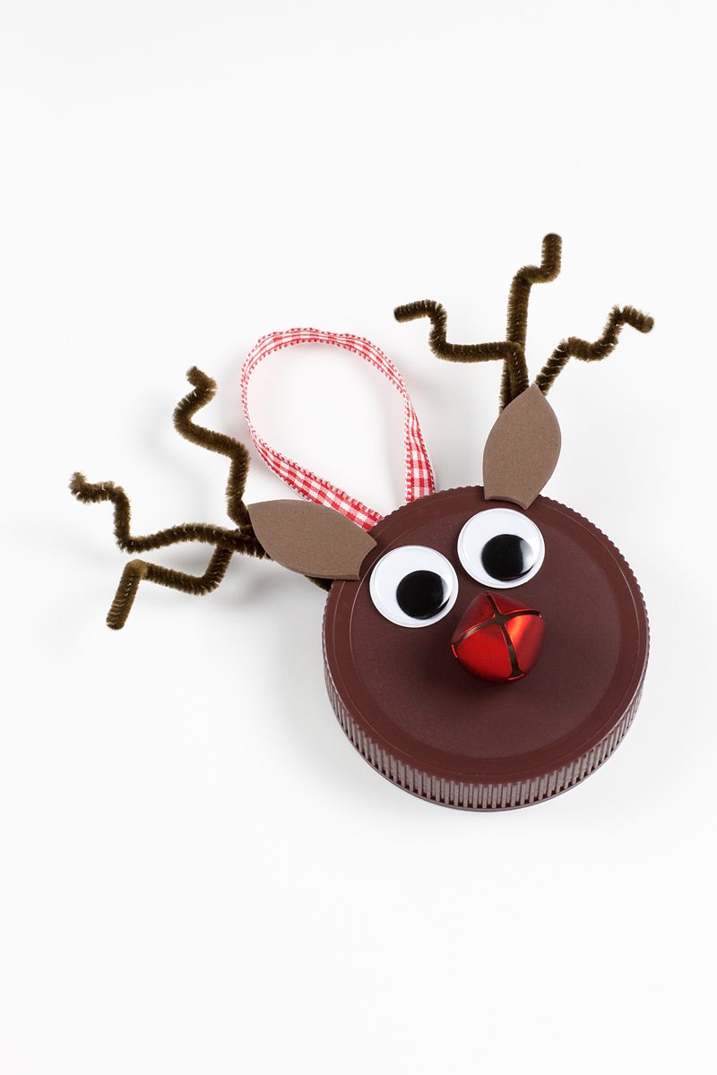 Simple Jar Lid Reindeer Ornament Simple Jar Lid Reindeer Ornament
