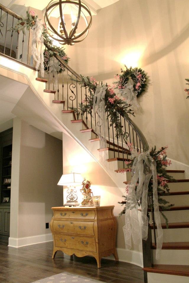 30 best christmas staircase decoration ideas wow decor christmas railing decoration ideas