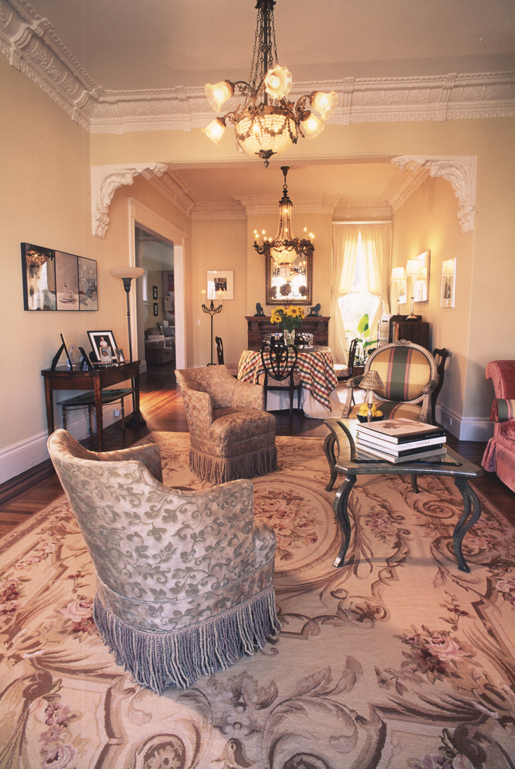31 Victorian Living Room Design Ideas 31-victorian-living-room-design-ideas