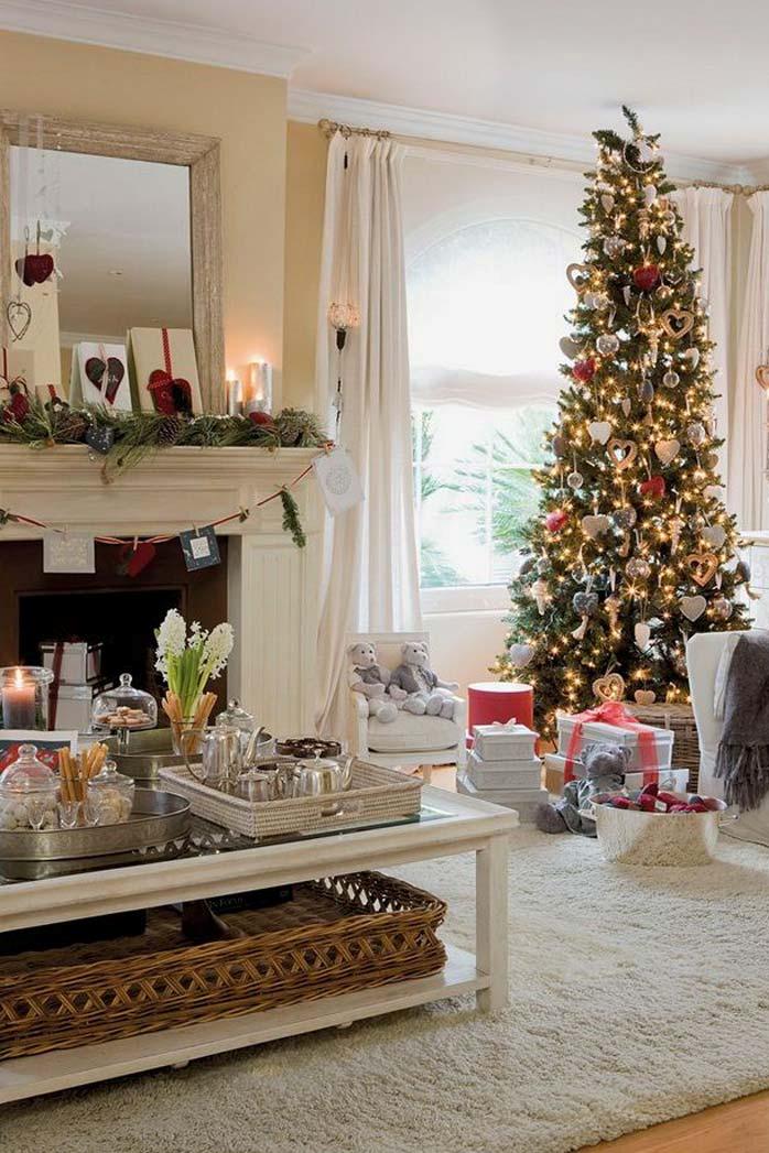 50 Best Christmas Living Room Decor Ideas