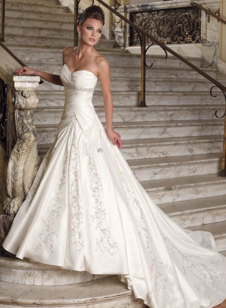 beautiful bridal gown
