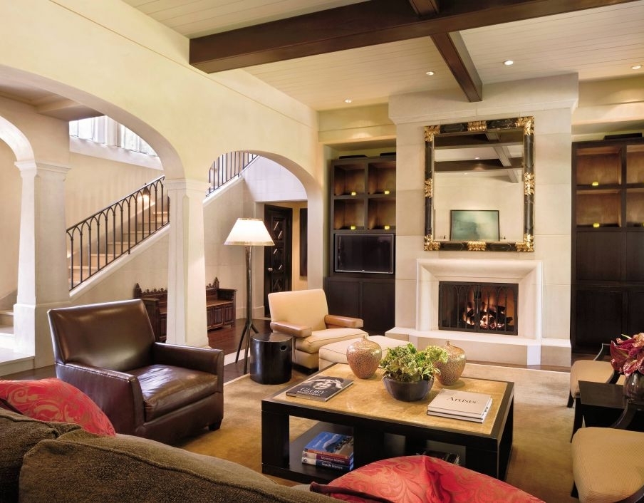 Modern-Traditional-Living-Room-Designs