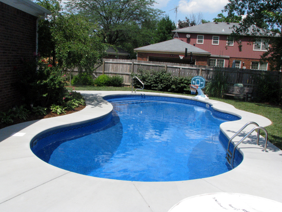 Backyard Pools Swimming Pool