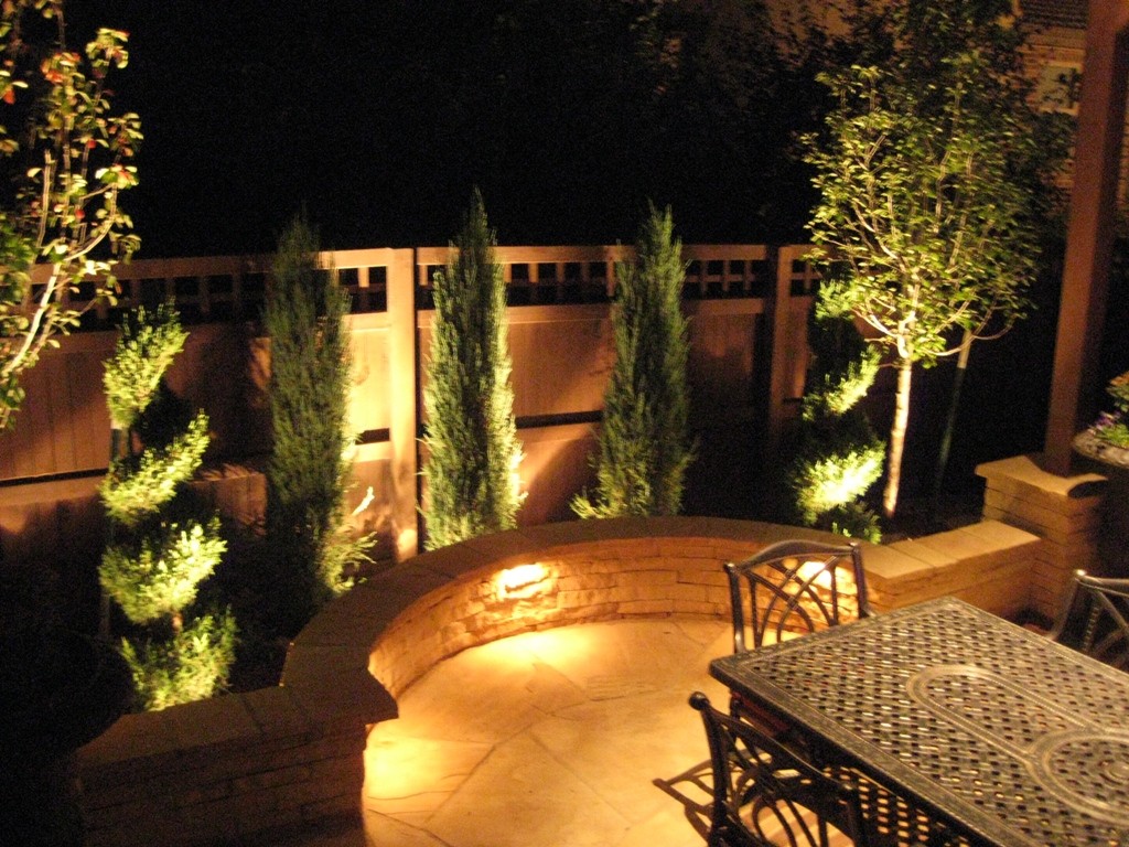 21 Beautiful Outdoor Lighting Design Ideas