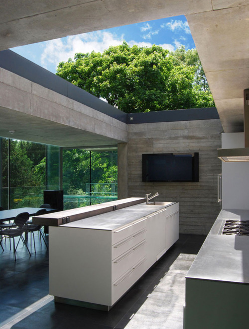 modern outdoor kitchen