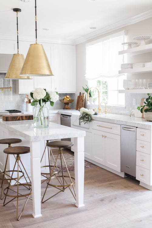 simple-yet-refined-white-kitchen