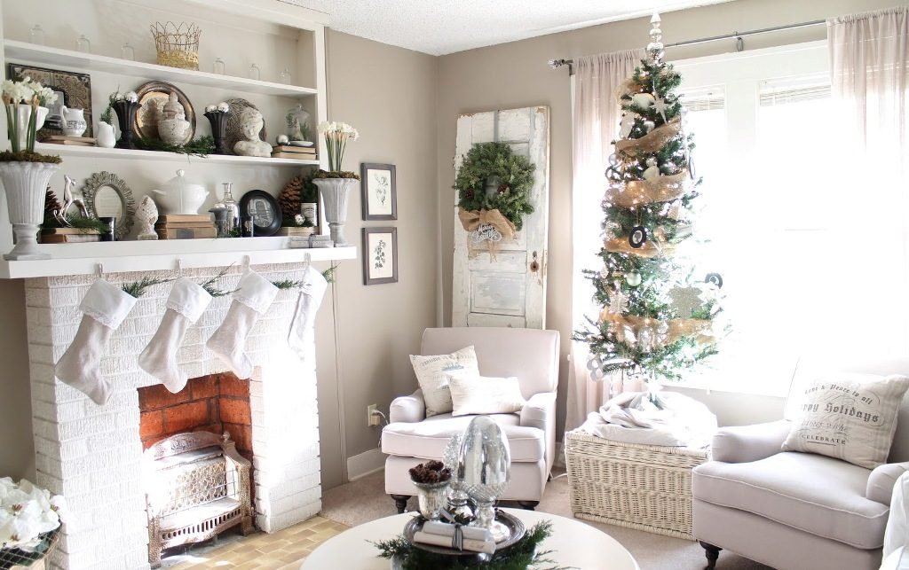 christmas-living-room-decorating-ideas-20
