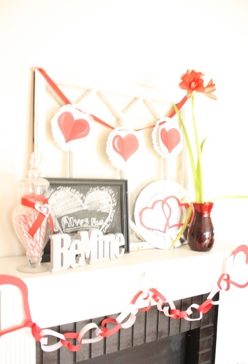 25 Valentine’s Day Fireplace Decor Ideas