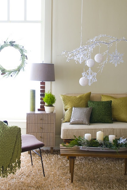 Holiday Living Room Decorations