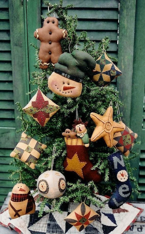 Primitive Country Christmas Tree Ornament