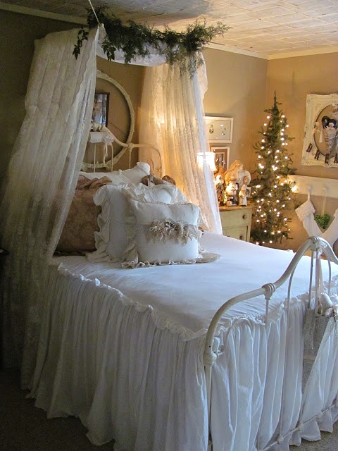 Shabby Chic Christmas Bedroom