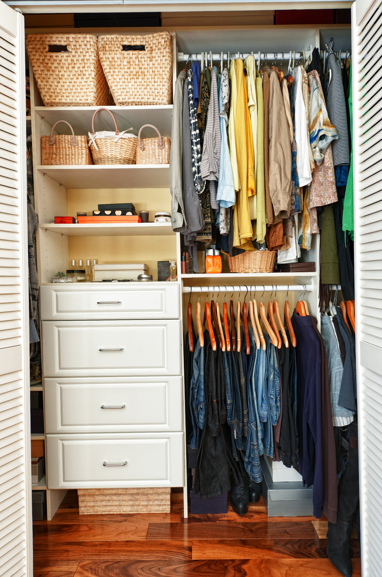 small bedroom closet organization ideas