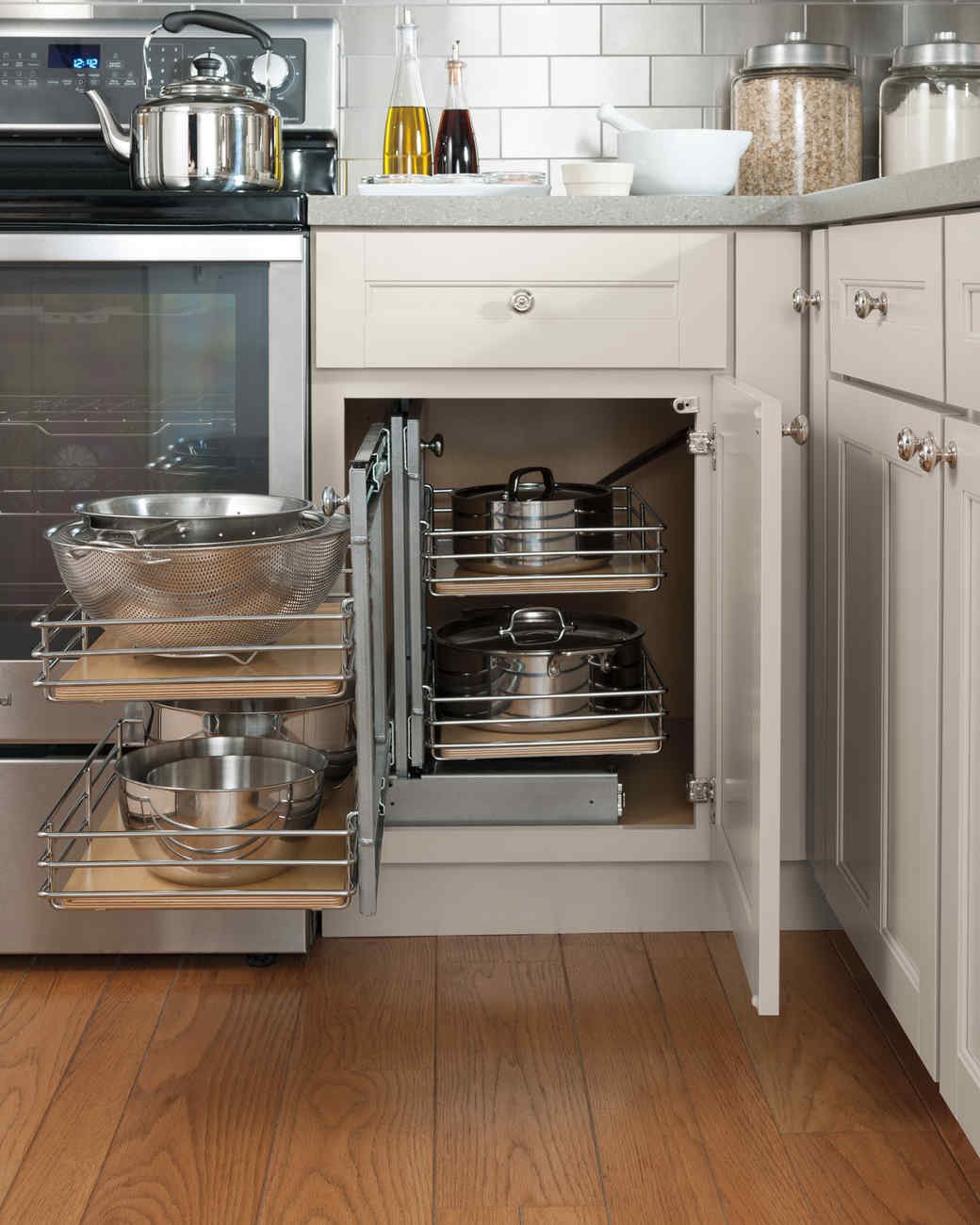 Organizing your kitchen hardware